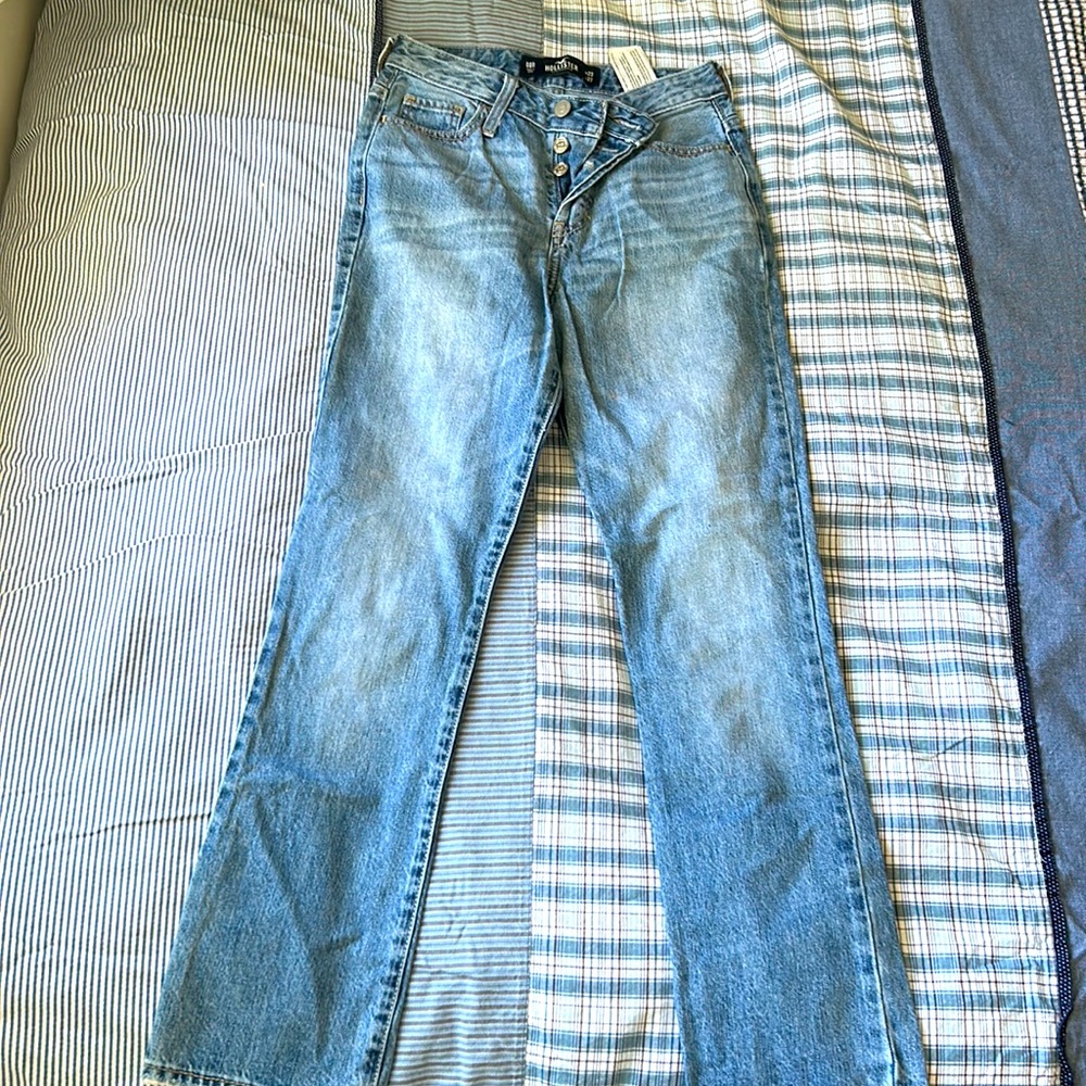 Hollister jeans